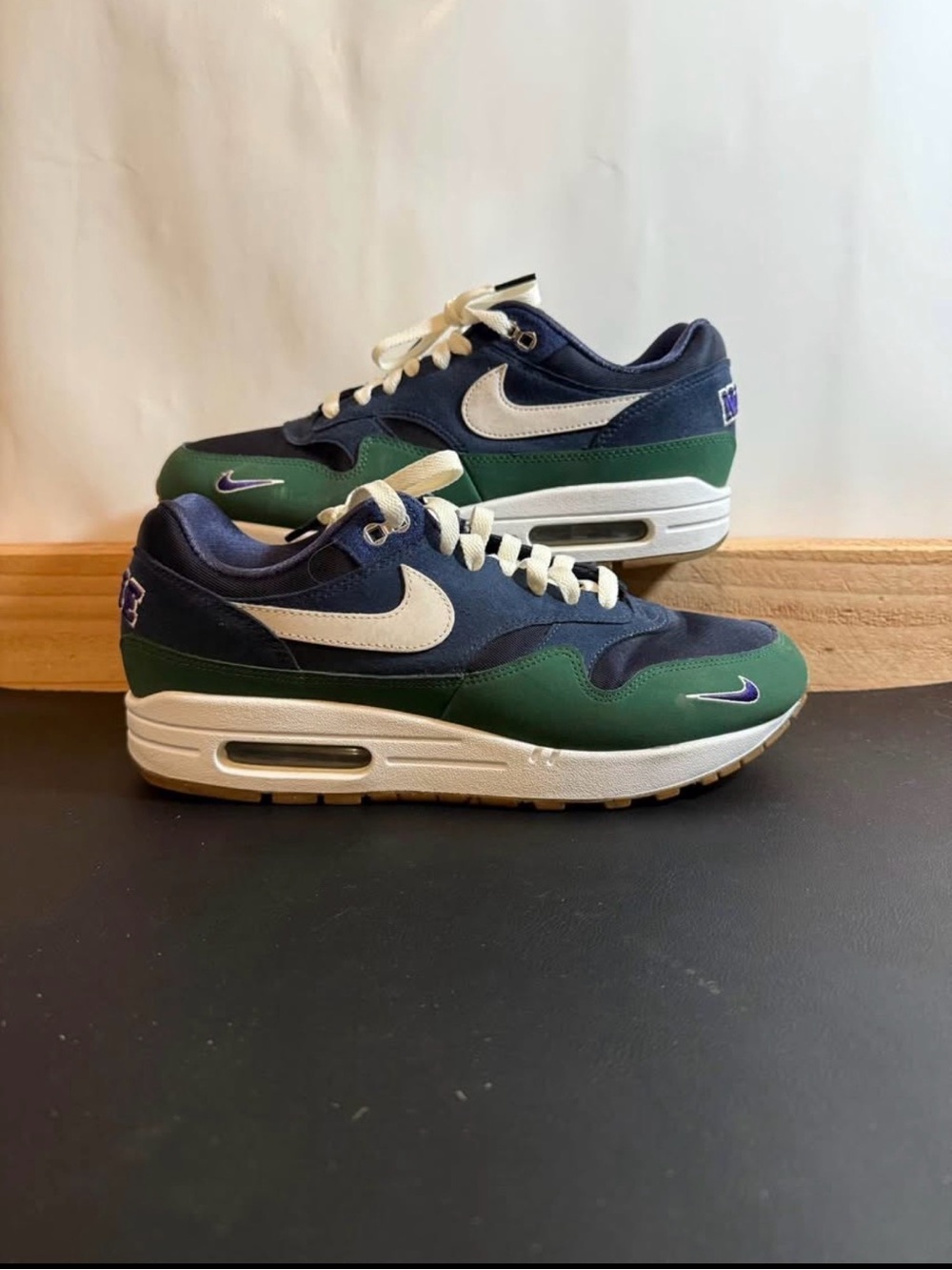 Nike Air Max 1 Navy Green Cream Sneakers